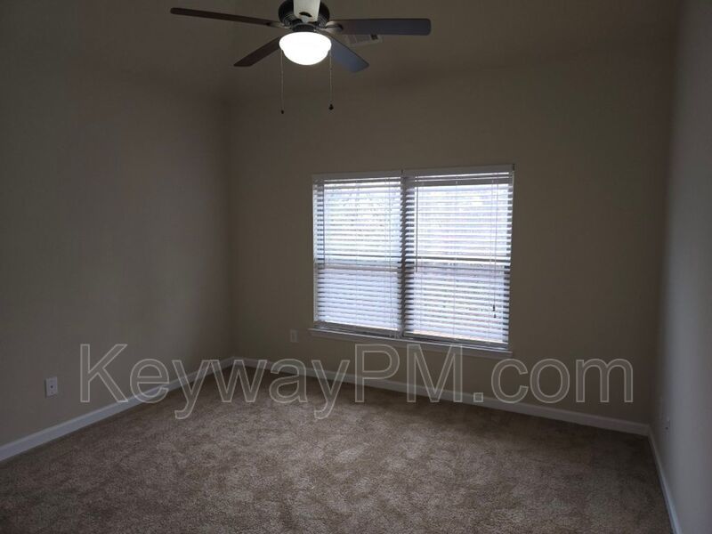 5370 Bull Street - Elderberry property image