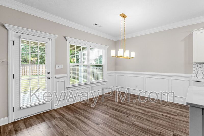 5921 Big Pond Trail property image