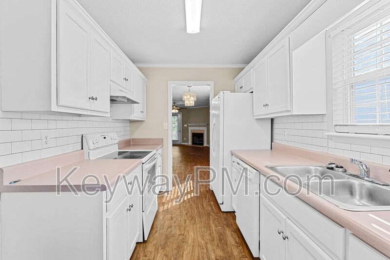 4472 Misty Cove Court - Hidden Lakes Townhouses property image