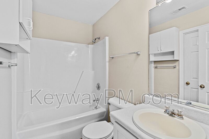 4472 Misty Cove Court - Hidden Lakes Townhouses property image