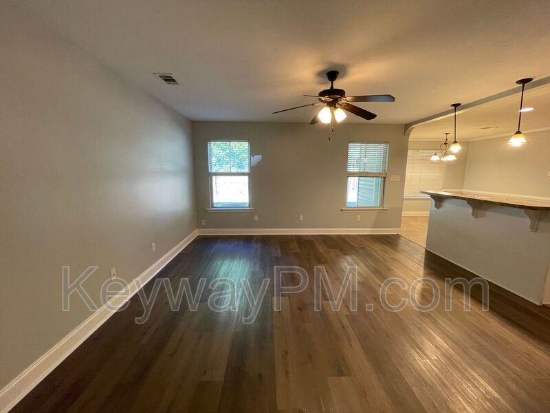 1132 Sierra Lane - Berzelia Commons property image