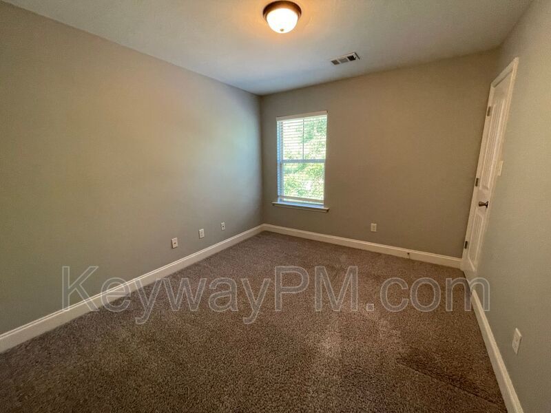 1132 Sierra Lane - Berzelia Commons property image