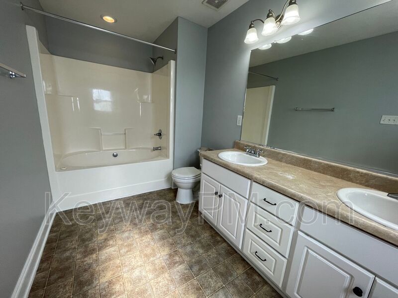 1132 Sierra Lane - Berzelia Commons property image