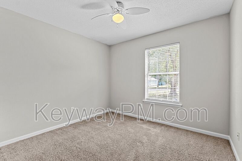 5 Astor Court property image
