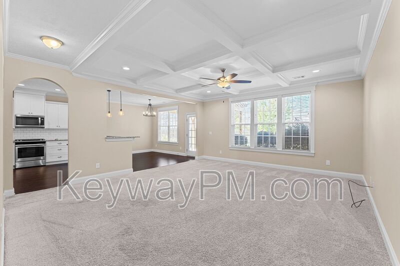 582 Bunchgrass Street - Crawford Creek property image