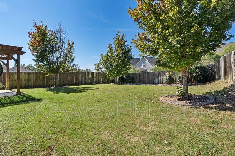 582 Bunchgrass Street - Crawford Creek property image