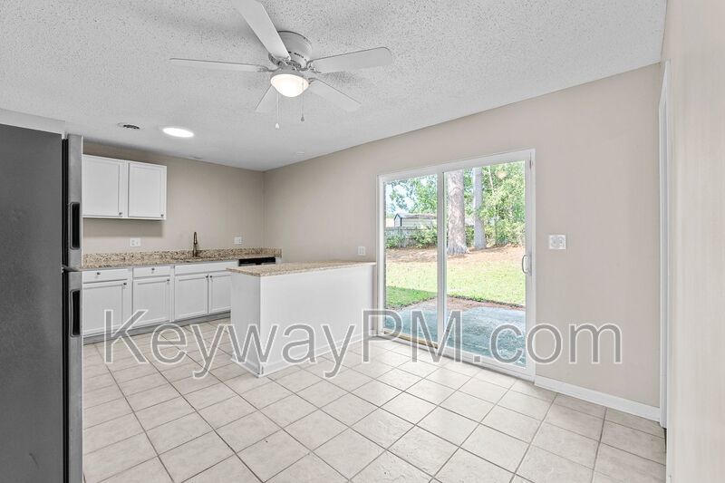 2631 Drayton Dr - McDuffie Woods property image