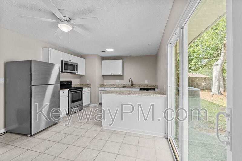 2631 Drayton Dr - McDuffie Woods property image