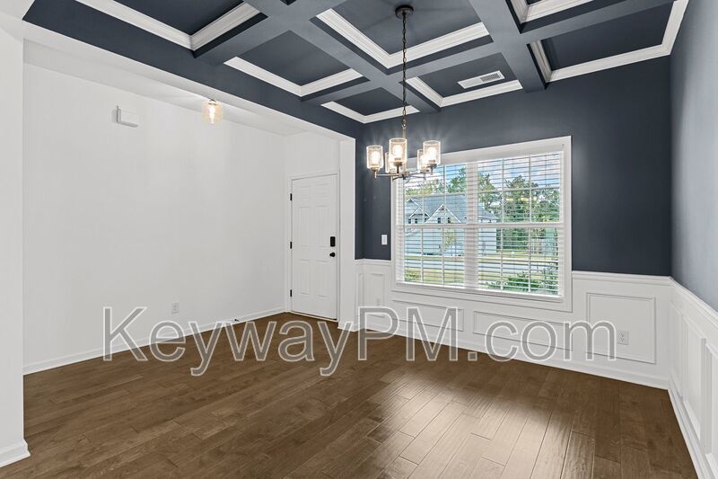 3004 Earlham Way - Quaker Knoll property image