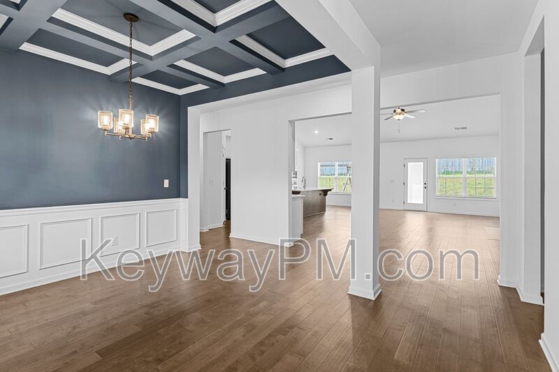 3004 Earlham Way - Quaker Knoll property image