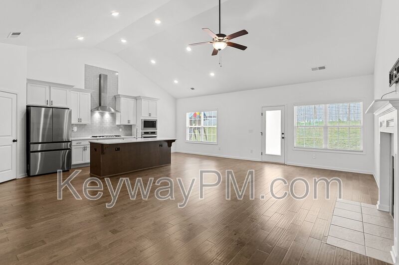 3004 Earlham Way - Quaker Knoll property image