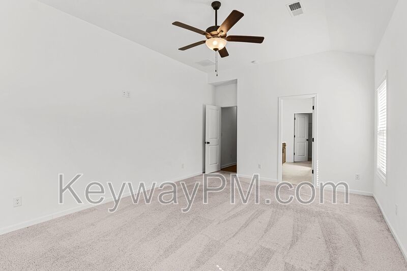 3004 Earlham Way - Quaker Knoll property image