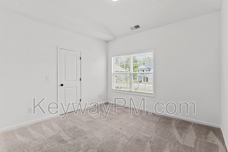 3004 Earlham Way - Quaker Knoll property image