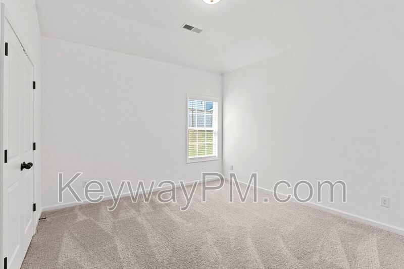 3004 Earlham Way - Quaker Knoll property image