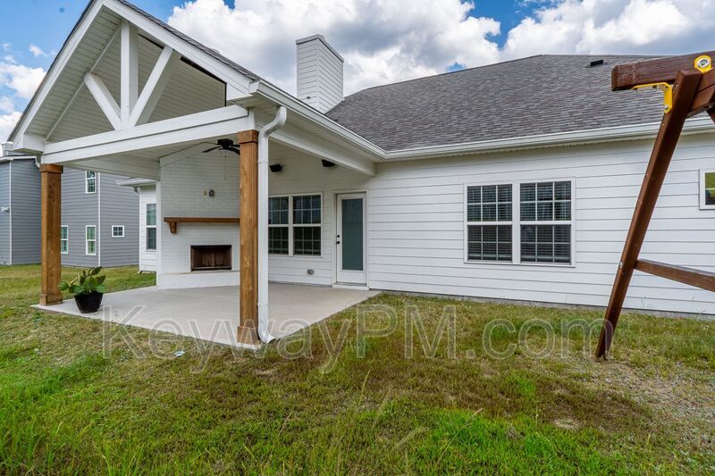 3004 Earlham Way - Quaker Knoll property image