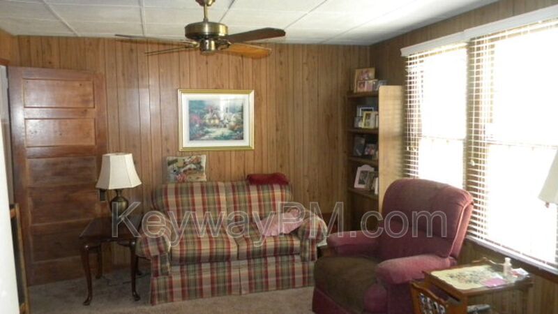 1870 Kissingbower Road property image