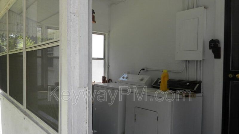 1870 Kissingbower Road property image