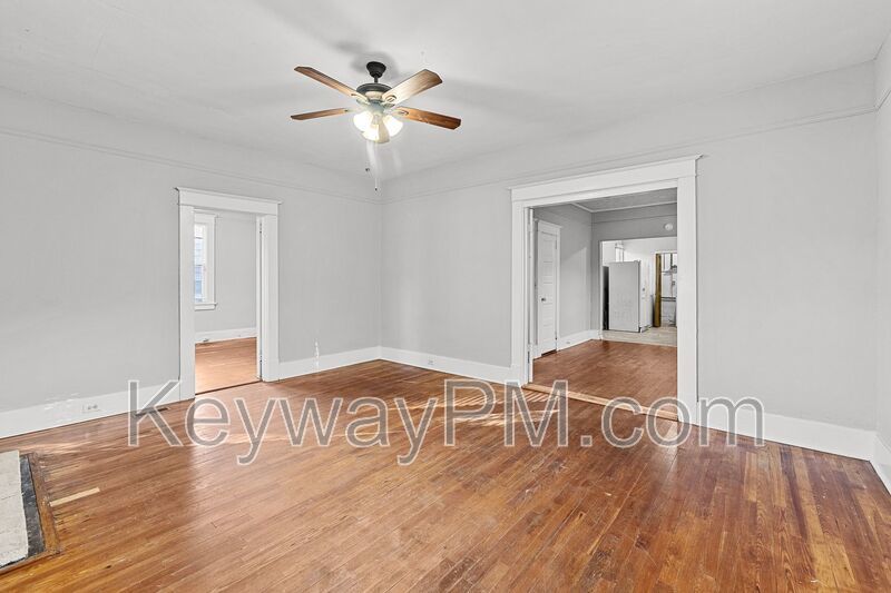 1914 Warren Street property image