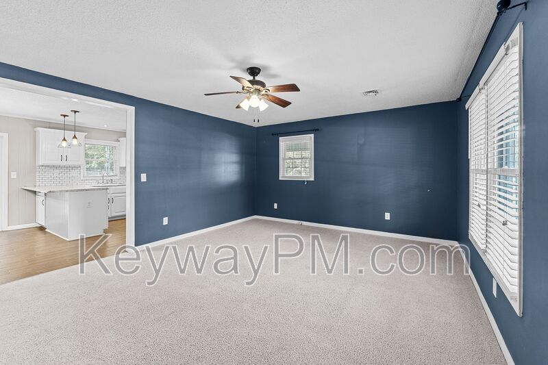 2136 Pine Log Rd. property image