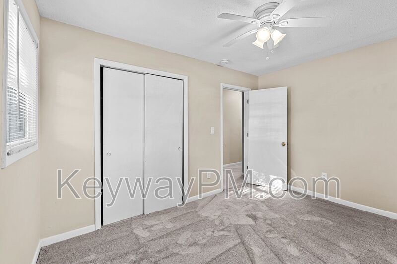 2136 Pine Log Rd. property image