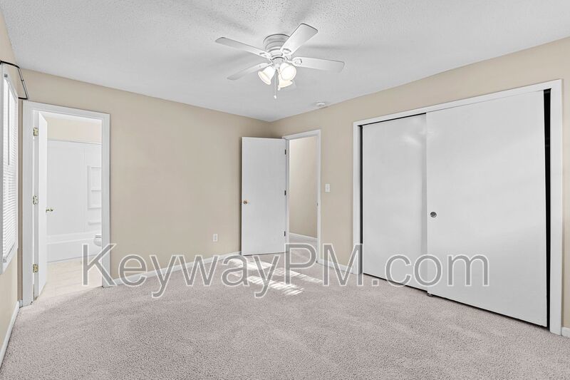 2136 Pine Log Rd. property image