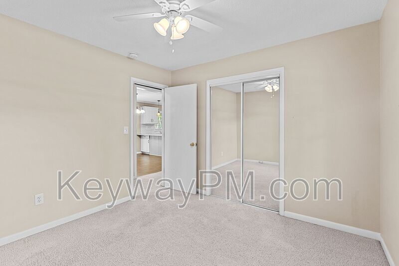 2136 Pine Log Rd. property image