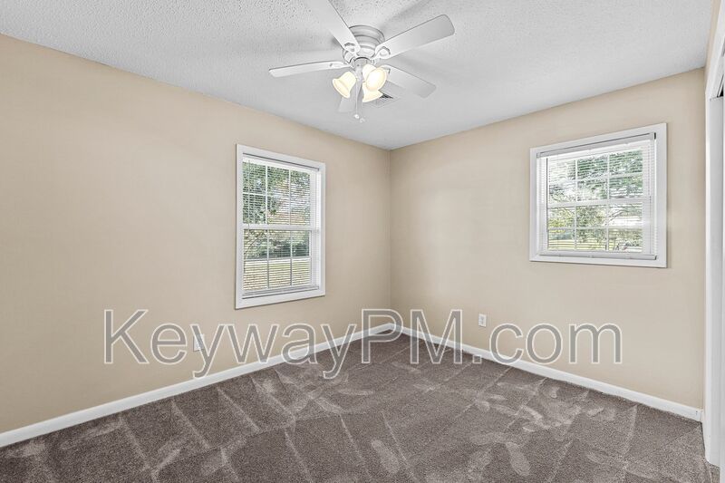 2136 Pine Log Rd. property image