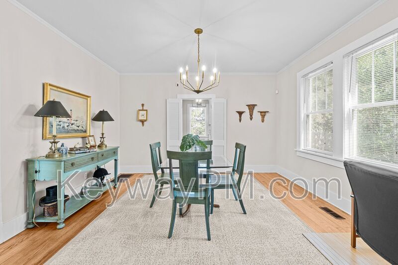 1827 McDowell Street property image