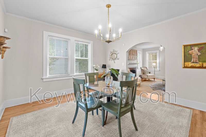 1827 McDowell Street property image