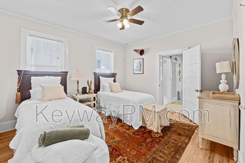 1827 McDowell Street property image