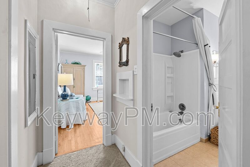 1827 McDowell Street property image