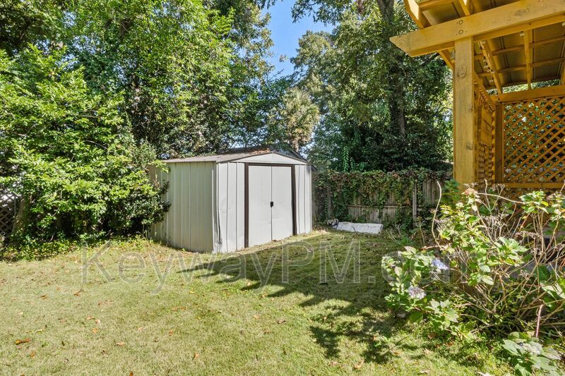 1827 McDowell Street property image