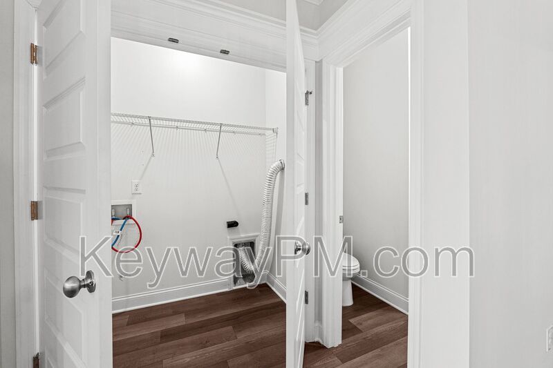 2419 Sequoia Trail - Canton Park property image