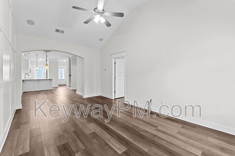 2419 Sequoia Trail - Canton Park property image