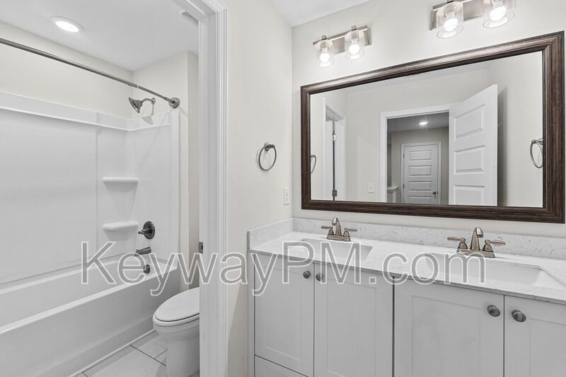 2419 Sequoia Trail - Canton Park property image