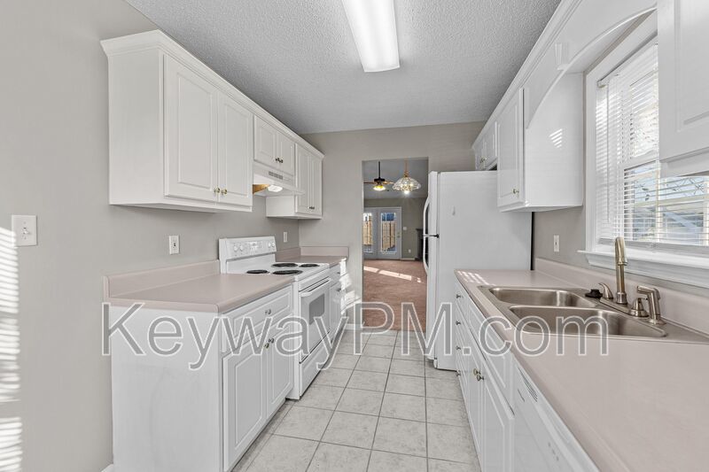 2002 Caton Drive - St. George property image