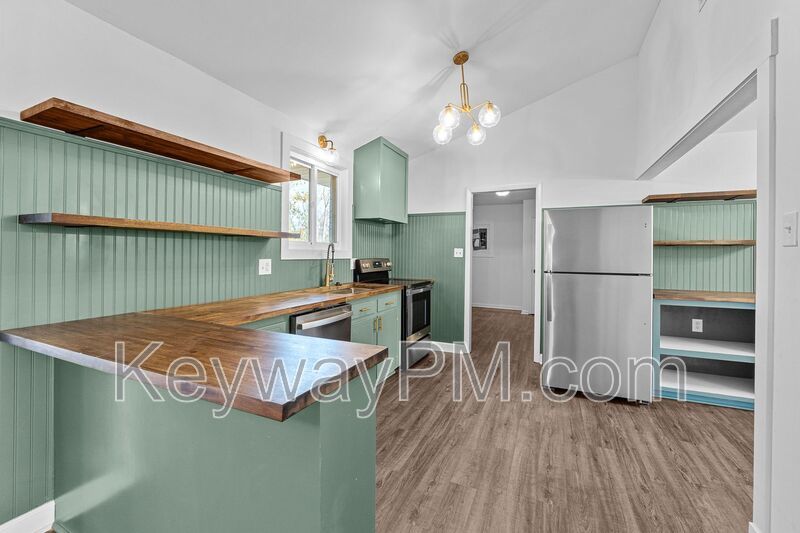 3327 Cockatoo Road - Ravenwood property image