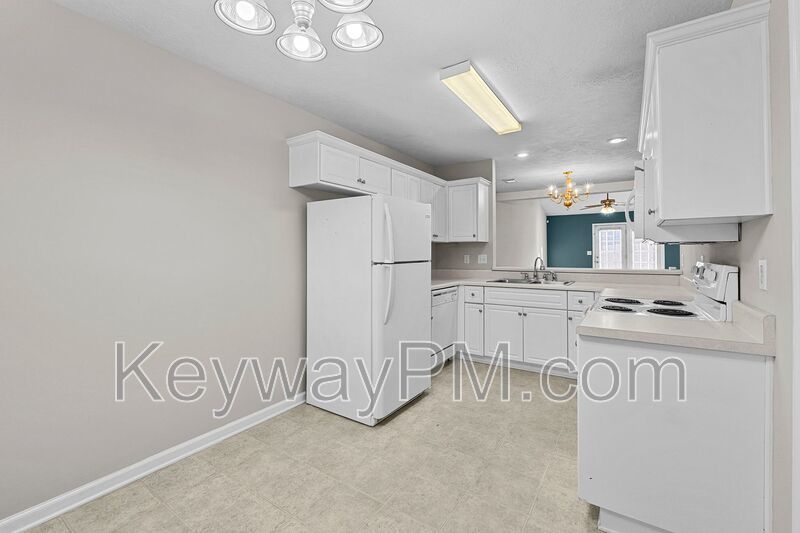 1611 Bradley Way - Harris Ridge property image