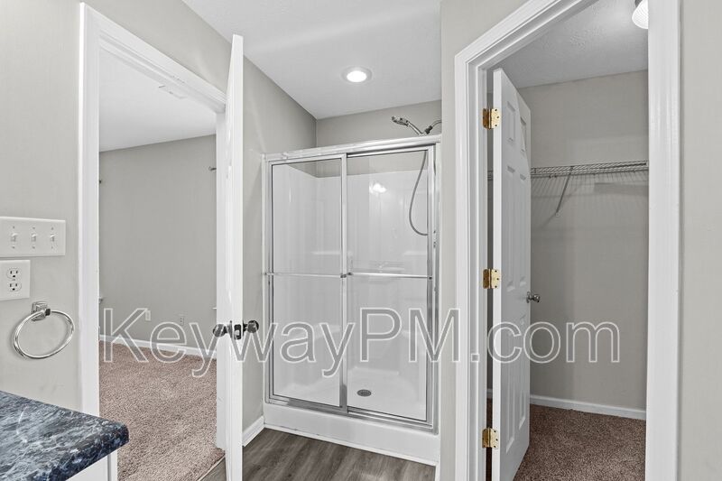 122 Oakwood Drive - Oakwood Estates property image