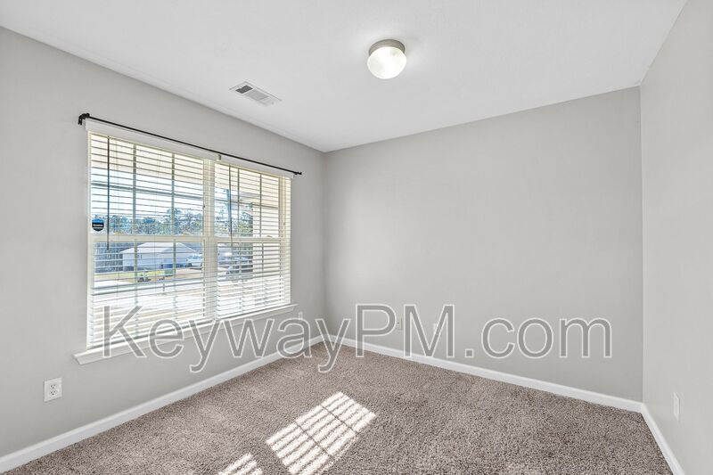 122 Oakwood Drive - Oakwood Estates property image