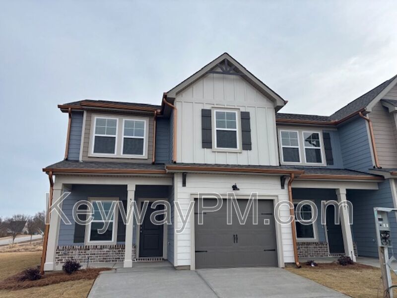 515 Yuma Lane - Village Square property image