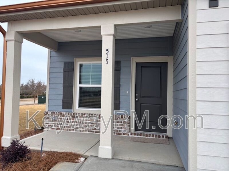 515 Yuma Lane - Village Square property image