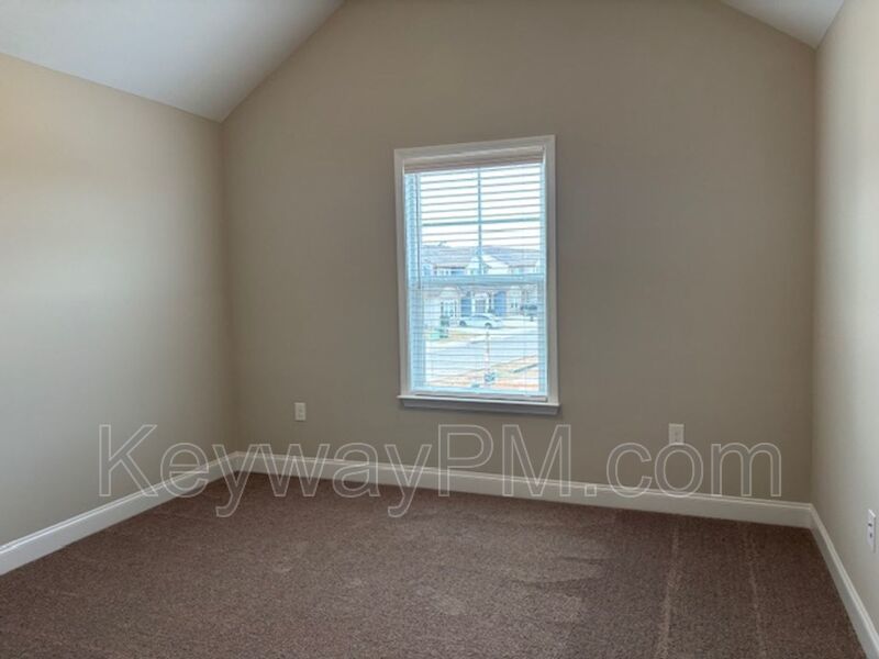 515 Yuma Lane - Village Square property image