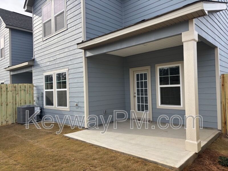 515 Yuma Lane - Village Square property image