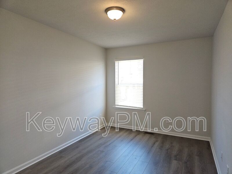 1301 Newbern Drive - Caroleton property image