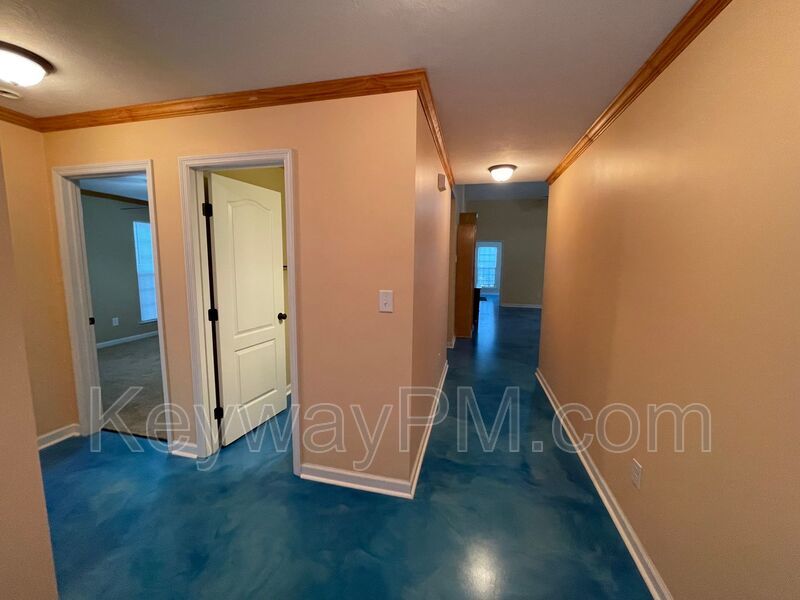 811 Oshields Court - Magnolia Ridge property image