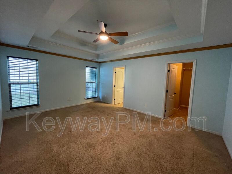 811 Oshields Court - Magnolia Ridge property image