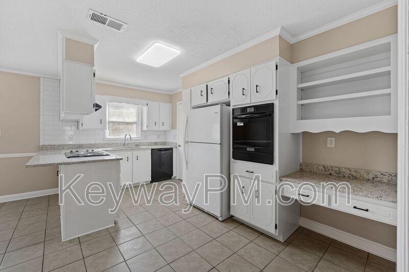 2320 Greengate Drive property image