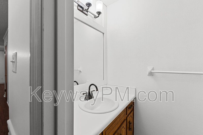 2412 Deodara Dr - Bartram Place property image