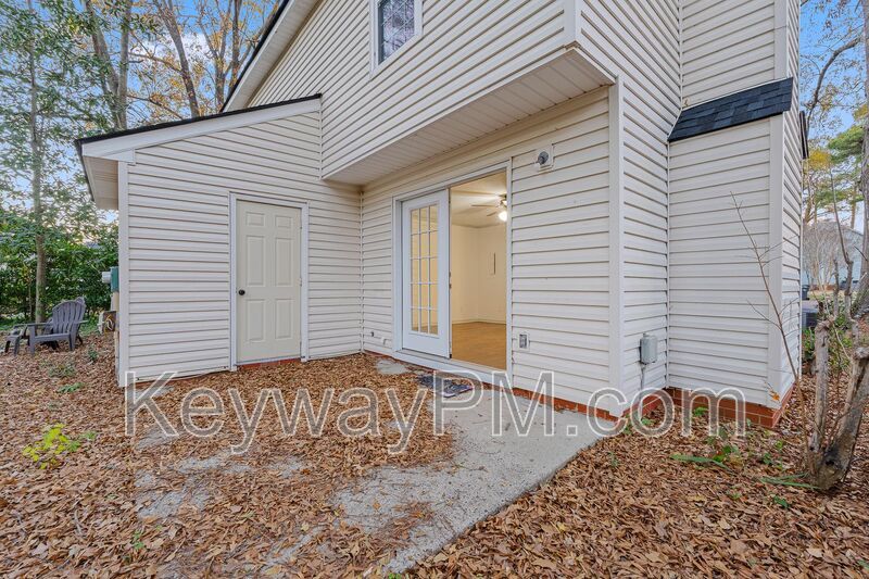 2412 Deodara Dr - Bartram Place property image